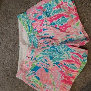 Lilly pulitzer Women's Size 2 Shorts